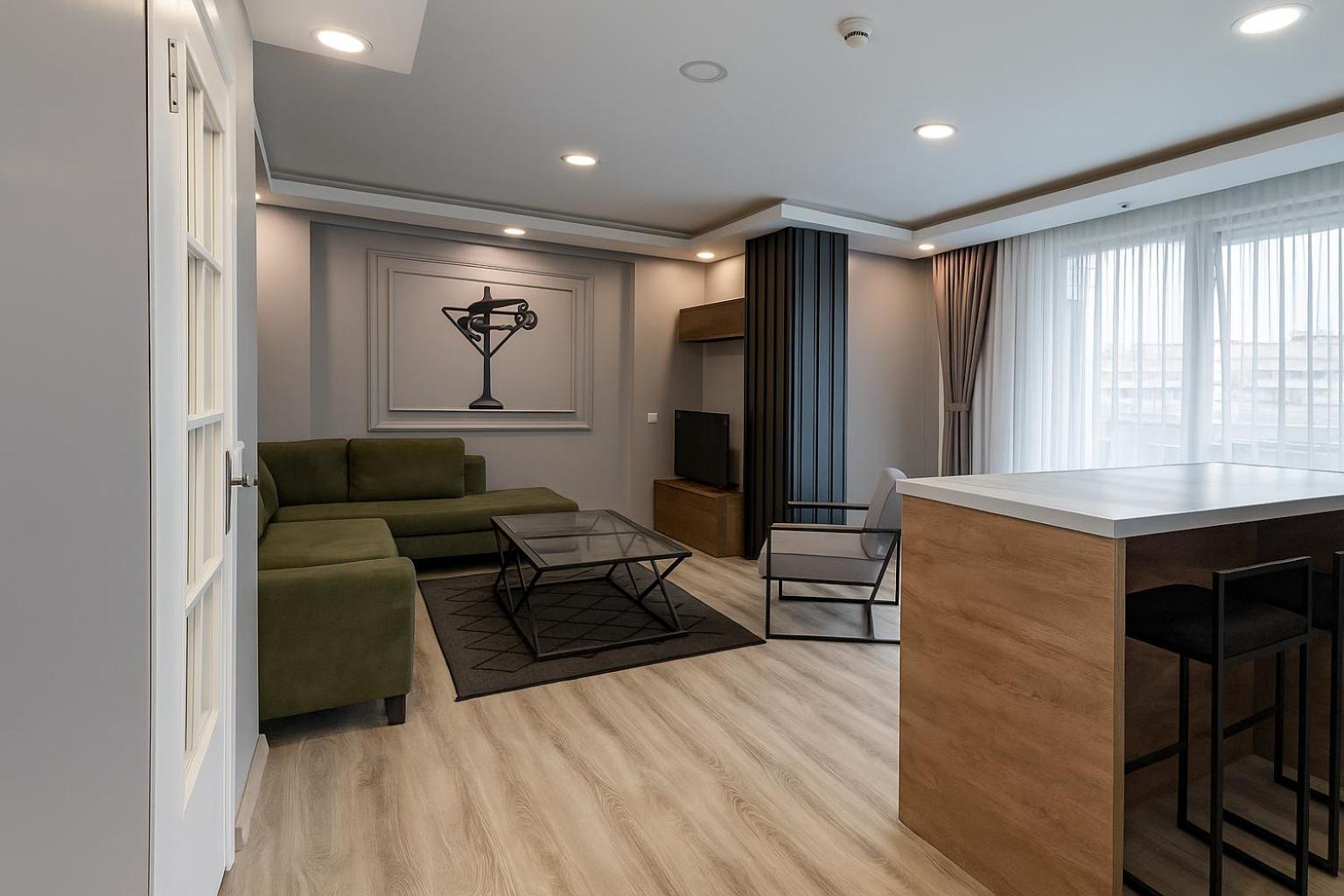 On4 Rooms & Suites — Photos 1